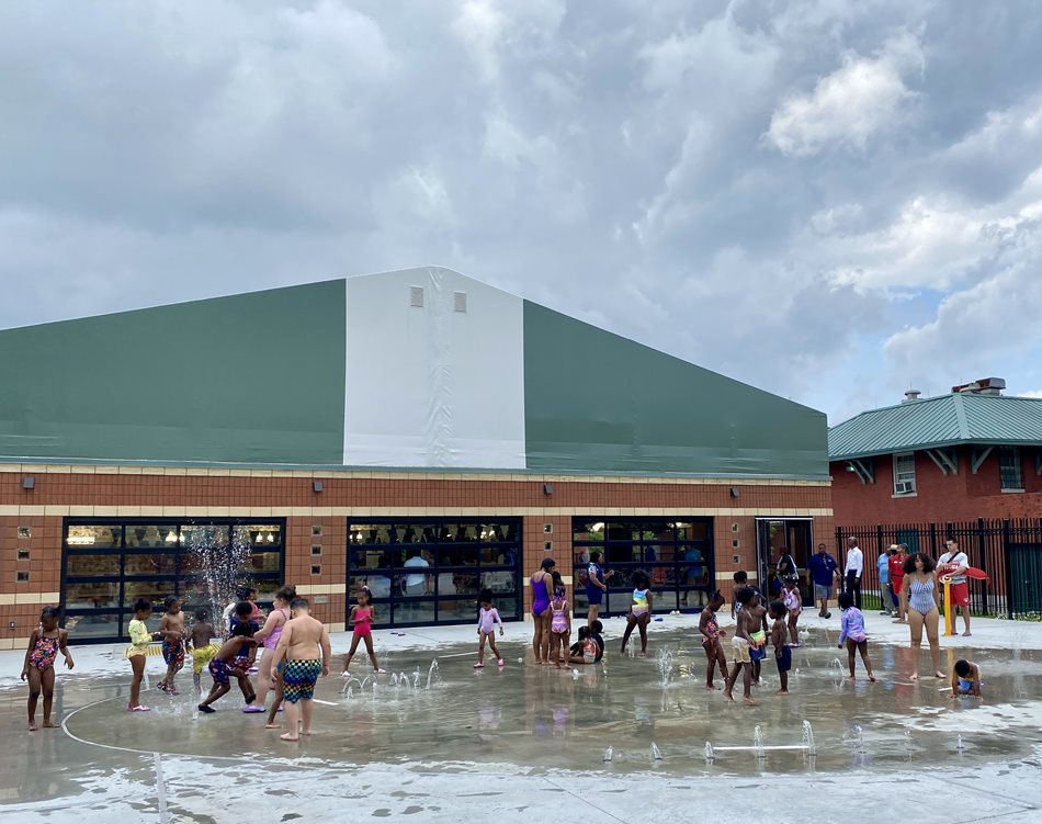 Busy day at the Morris Pool area Gallery Image
